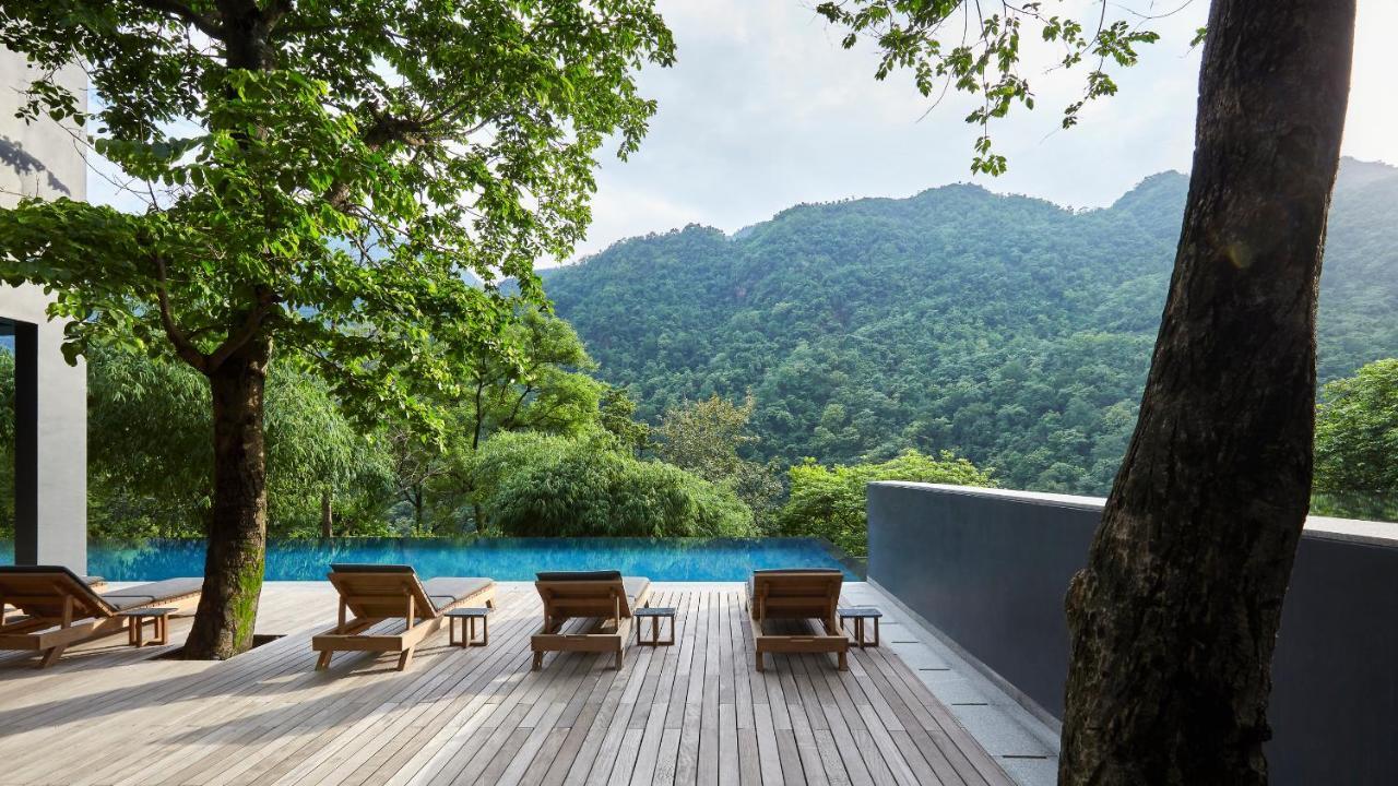 The Roseate Ganges Rishikesh Hotel Екстериор снимка